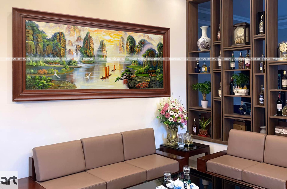 Tranh sơn thủy hữu tình treo phòng khách biểu tượng tài lộc Tranh sơn thủy hữu tình treo phòng khách biểu tượng tài lộc
