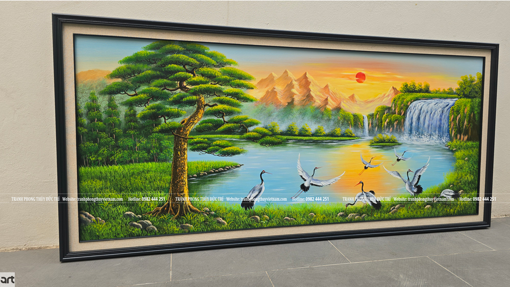 Tranh phong thủy tùng hạc diên niên đẹp treo phòng làm việc