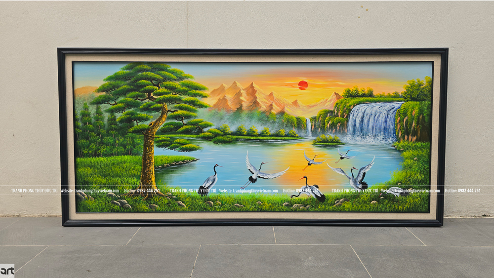 Tranh phong thủy tùng hạc diên niên sơn thủy hữu tình