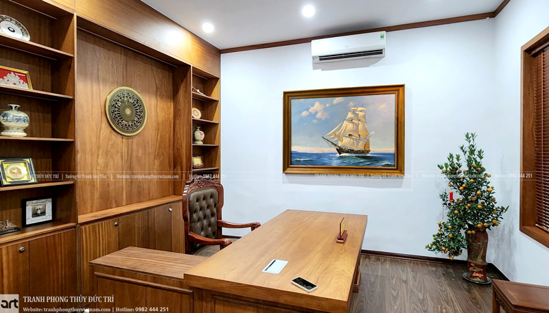 Tranh thuận buồm xuôi gió treo phòng làm việc